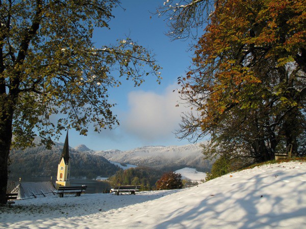 erster-schnee-am-weinberg